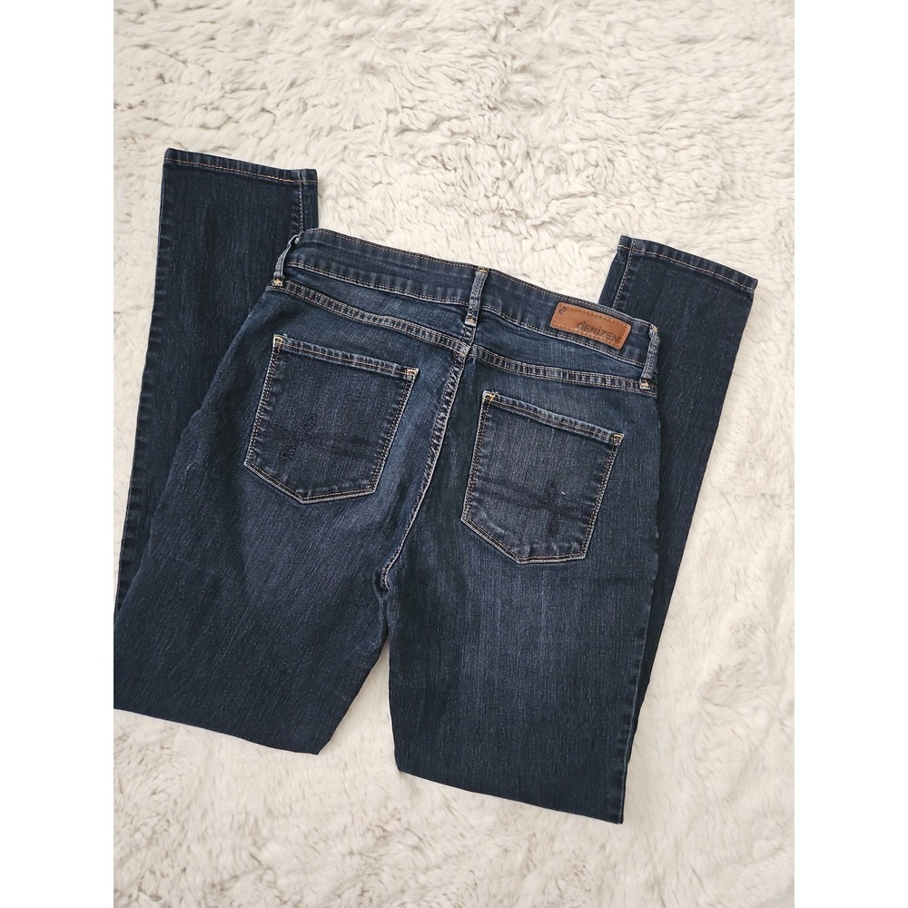Denizen from Levi's Women's Dark Wash Modern Skinny Jeans Size 6M
